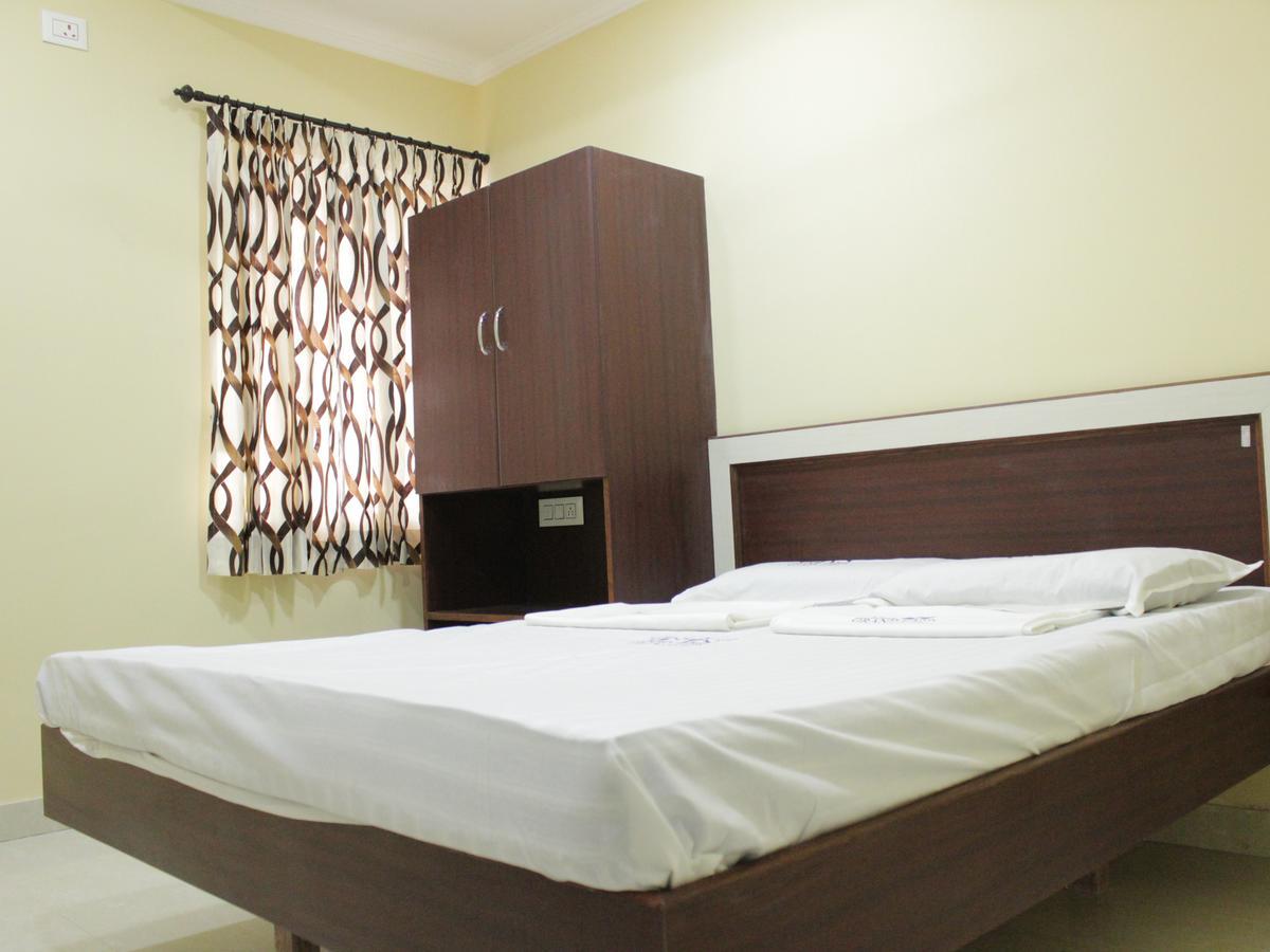 Shs Grand Park Hotell Coimbatore Exteriör bild